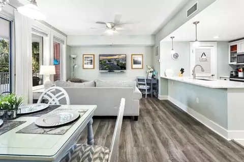9200 Baytowne Wharf Blvd #441, Miramar Beach, FL 32550