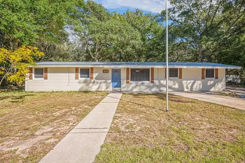205 Pine St, Fort Walton Beach, FL 32548