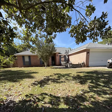 2349 Hemlock Dr, Navarre, FL 32566