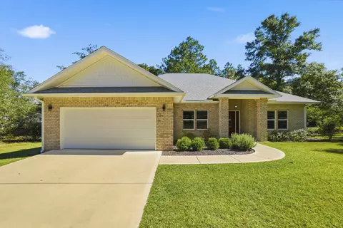 100 Hidden Lakes Trl, Defuniak Springs, FL 32433