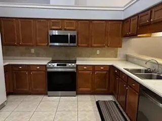 Kitchen - 4223 Jade Loop, Destin, FL 32541 photo 6 of 6
