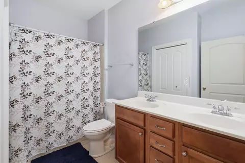 Bath - 4223 Jade Loop, Destin, FL 32541 photo 1 of 3