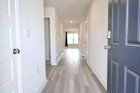 Entry Way - 429 Scarborough St, Crestview, FL 32539 photo 1 of 4