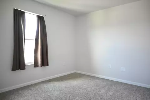 Bedroom - 429 Scarborough St, Crestview, FL 32539 photo 1 of 10