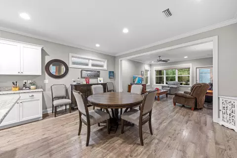 Dining - 40 Oyster Blvd, Freeport, FL 32439 photo 1 of 2