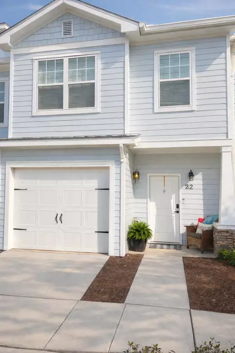 22 N Sand Palm Rd #15, Freeport, FL 32439