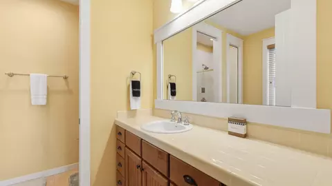 Bath - 1327 E Ravens Run, Miramar Beach, FL 32550 photo 6 of 6