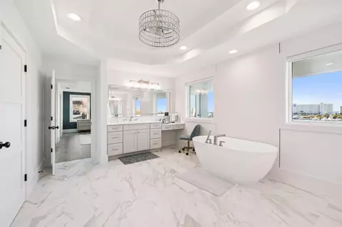 Bath - 754 Harbor Blvd, Destin, FL 32541 photo 6 of 9