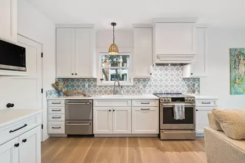 Kitchen - 754 Harbor Blvd, Destin, FL 32541 photo 1 of 8