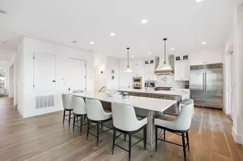 Kitchen - 754 Harbor Blvd, Destin, FL 32541 photo 8 of 8