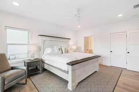 Bedroom - 754 Harbor Blvd, Destin, FL 32541 photo 5 of 10