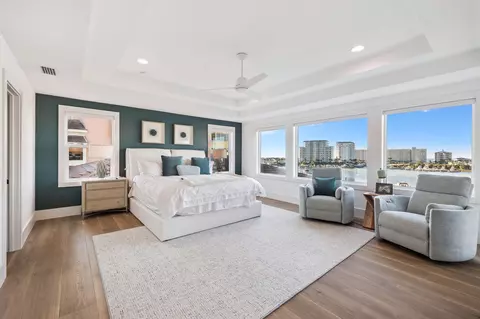 754 Harbor Blvd, Destin, FL 32541