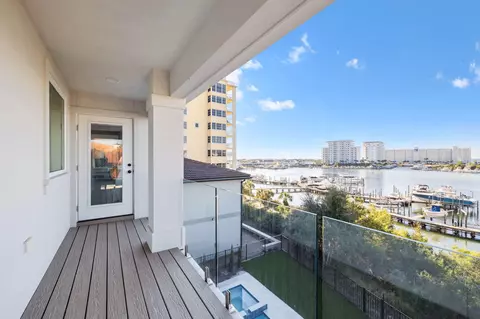 Exterior - 754 Harbor Blvd, Destin, FL 32541 photo 5 of 9