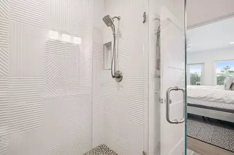 Bath - 754 Harbor Blvd, Destin, FL 32541 photo 3 of 9