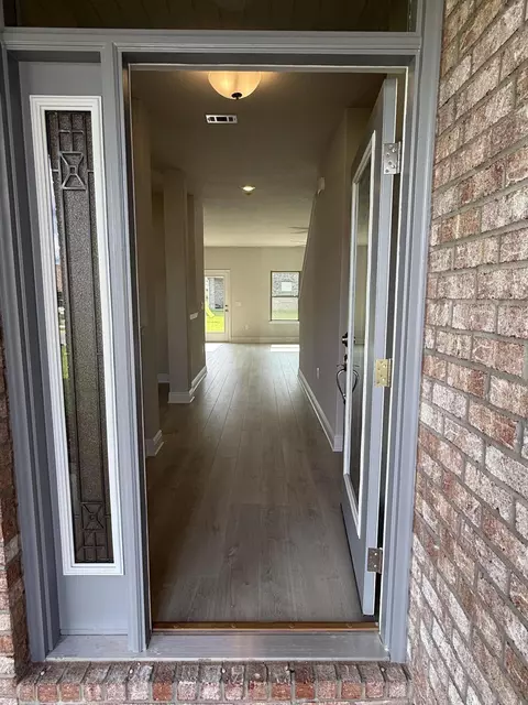 Entry Way - 189 Ridgeway Cir, Crestview, FL 32536 photo 2 of 6