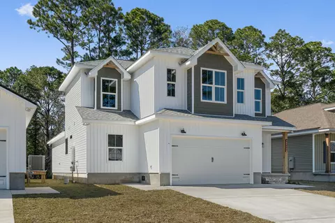 1426 Madelyn Wds Dr, Pensacola, FL 32506