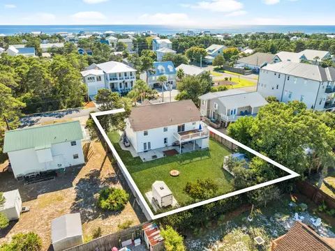 165 Maple St, Santa Rosa Beach, FL 32459
