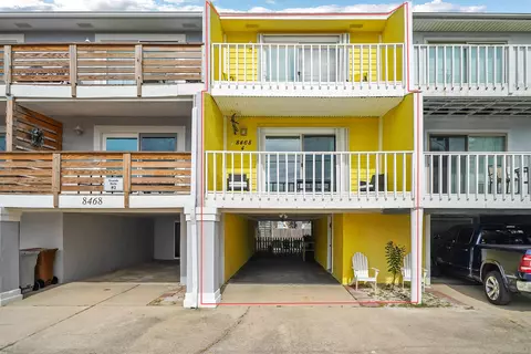 8468 Gulf Blvd # UT-4, Navarre, FL 32566