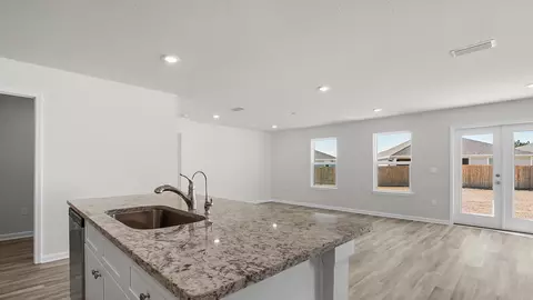 Kitchen - 275 Eunola Ln, Freeport, FL 32439 photo 4 of 4