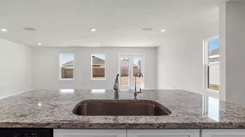 Kitchen - 275 Eunola Ln, Freeport, FL 32439 photo 2 of 4
