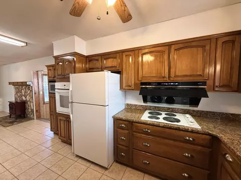 1008 S Palm Blvd, Niceville, FL 32578