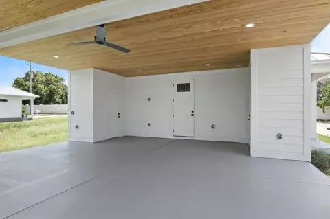 Exterior - 162 Casting Lake Rd, Miramar Beach, FL 32550 photo 9 of 17