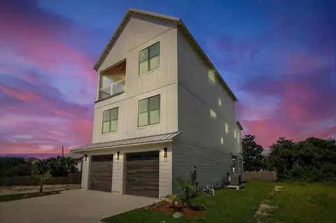 Exterior - 162 Casting Lake Rd, Miramar Beach, FL 32550 photo 5 of 17