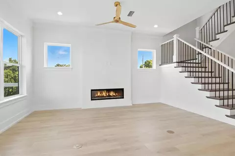 Living - 162 Casting Lake Rd, Miramar Beach, FL 32550 photo 3 of 5