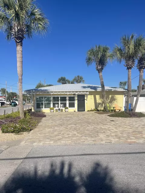 8213 Surf Dr, Panama City Beach, FL 32408
