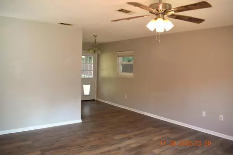 108 Oglesby Ave, Crestview, FL 32536 photo 3
