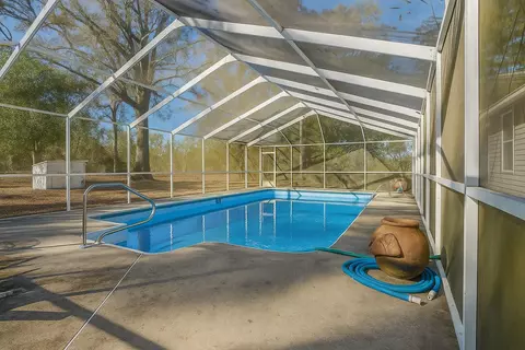 Exterior - 1981 Parrish Rd, Florala, AL 36442 photo 2 of 10