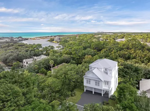 91 N Bishop Rd, Santa Rosa Beach, FL 32459