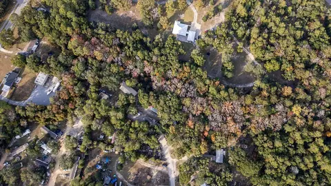 72 April Ct, Freeport, FL 32439
