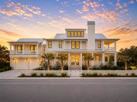 101 Carillon Ave, Panama City Beach, FL 32413