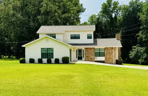 1313 Highland Dr, Elba, AL 36323