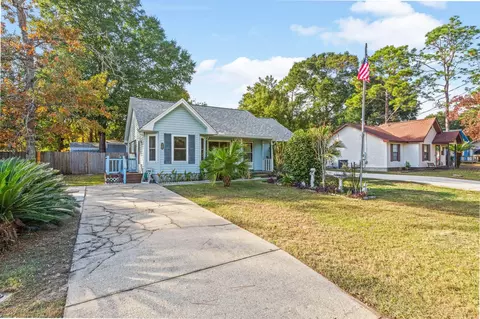 144 Oak Terrace Dr, Crestview, FL 32539