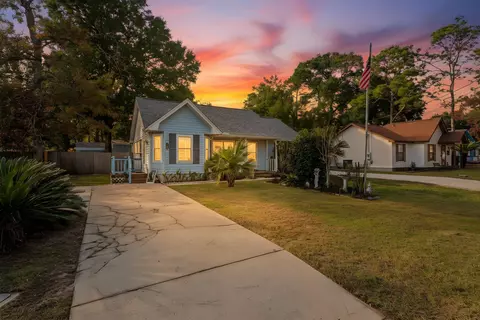 144 Oak Terrace Dr, Crestview, FL 32539