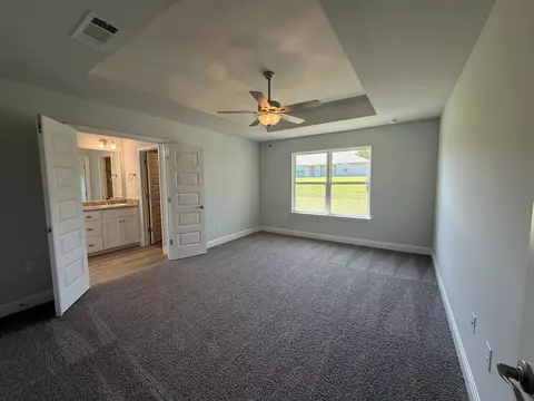 Bedroom - 6015 Crocket Cv, Crestview, FL 32539 photo 3 of 3