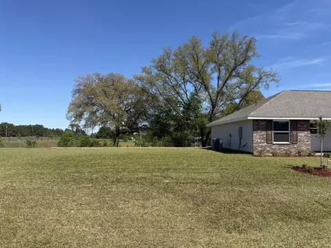 Exterior - 6014 Crocket Cv, Crestview, FL 32539 photo 3 of 7