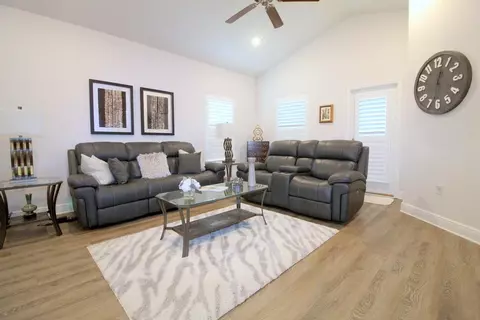 Living - 454 Lightning Bug Ln, Freeport, FL 32439 photo 2 of 3