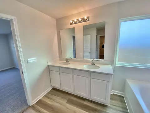 Bath - 337 Flounder St, Crestview, FL 32539 photo 5 of 5