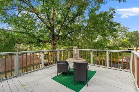 Exterior - 110 Rodney Dr, Freeport, FL 32439 photo 5 of 15
