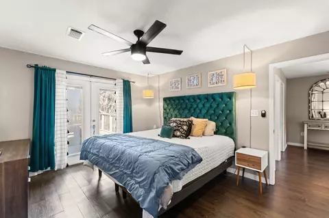 Bedroom - 110 Rodney Dr, Freeport, FL 32439 photo 6 of 7