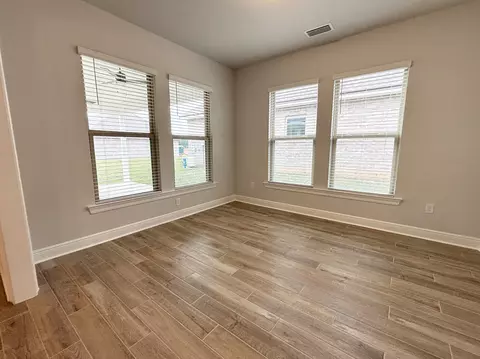 303 E Tweet St, Freeport, FL 32439 photo 7