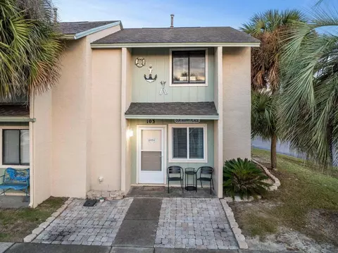 103 W Leslie Ln, Panama City Beach, FL 32407