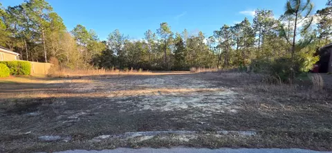 122 Alicia Dr, Crestview, FL 32536