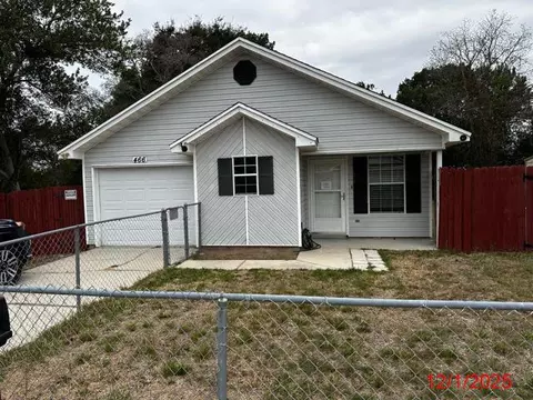 466 Sara Ave, Mary Esther, FL 32569