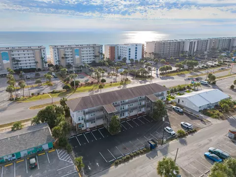 304 Barracuda Ave #202, Fort Walton Beach, FL 32548