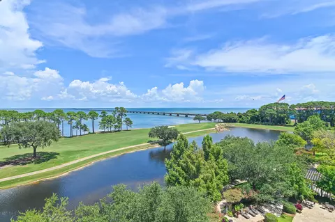 404 Kelly Plantation Dr #605, Destin, FL 32541