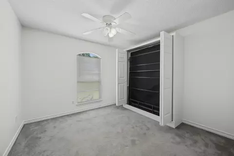 Bedroom - 538 Tikell Dr, Crestview, FL 32536 photo 4 of 9